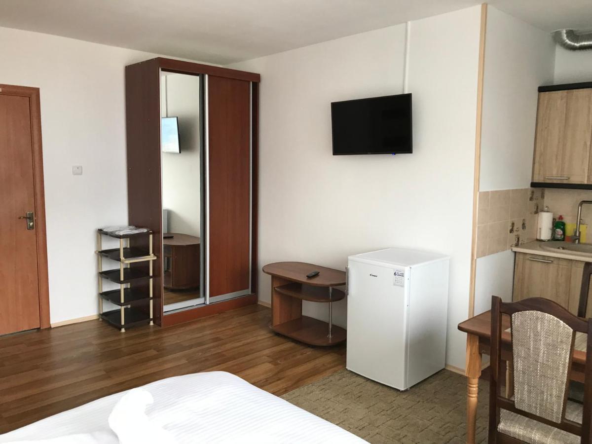 Sun Hotel Mizhhirya  Ngoại thất bức ảnh