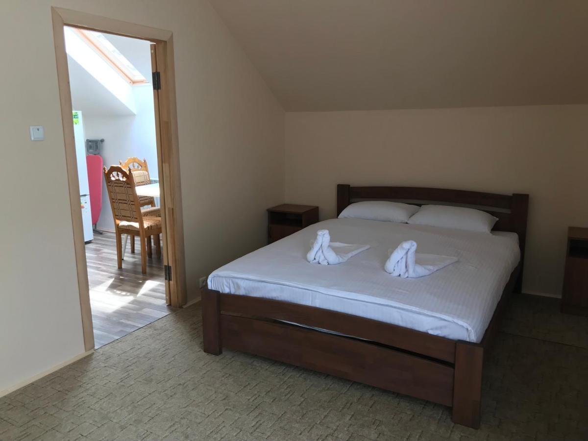 Sun Hotel Mizhhirya  Ngoại thất bức ảnh